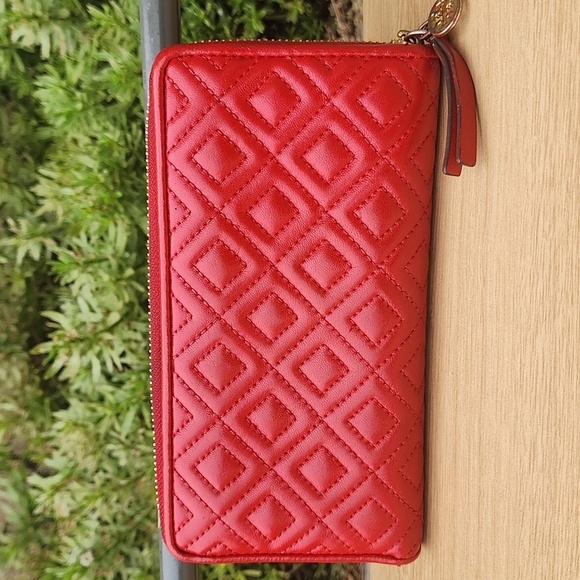 Tory Burch Red and Gold Wallet - Picture 3 of 11